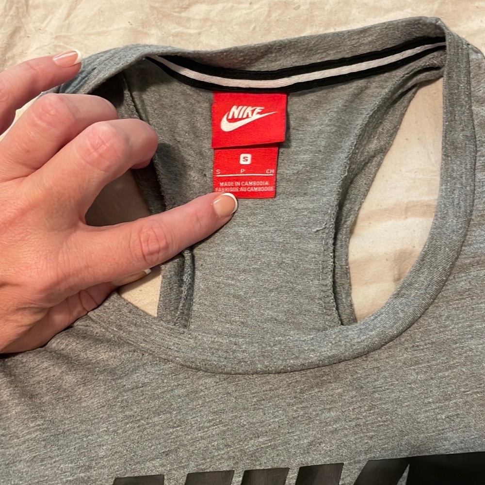 Nike Women’s Racerback Tank - Picture 3 of 3